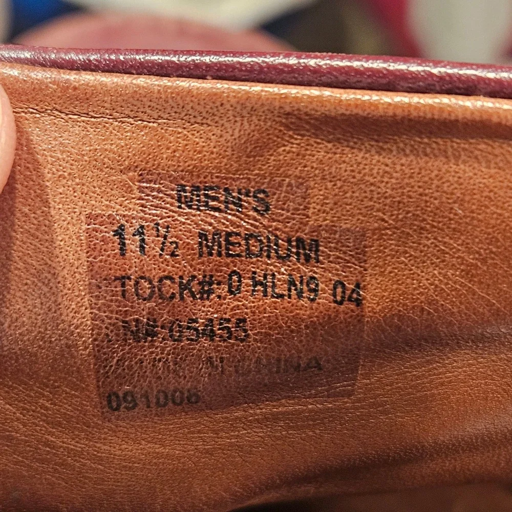 LL Bean Oxford Shoes Mens 11.5 Burgundy Leather Lug Sole Contrast Stitching